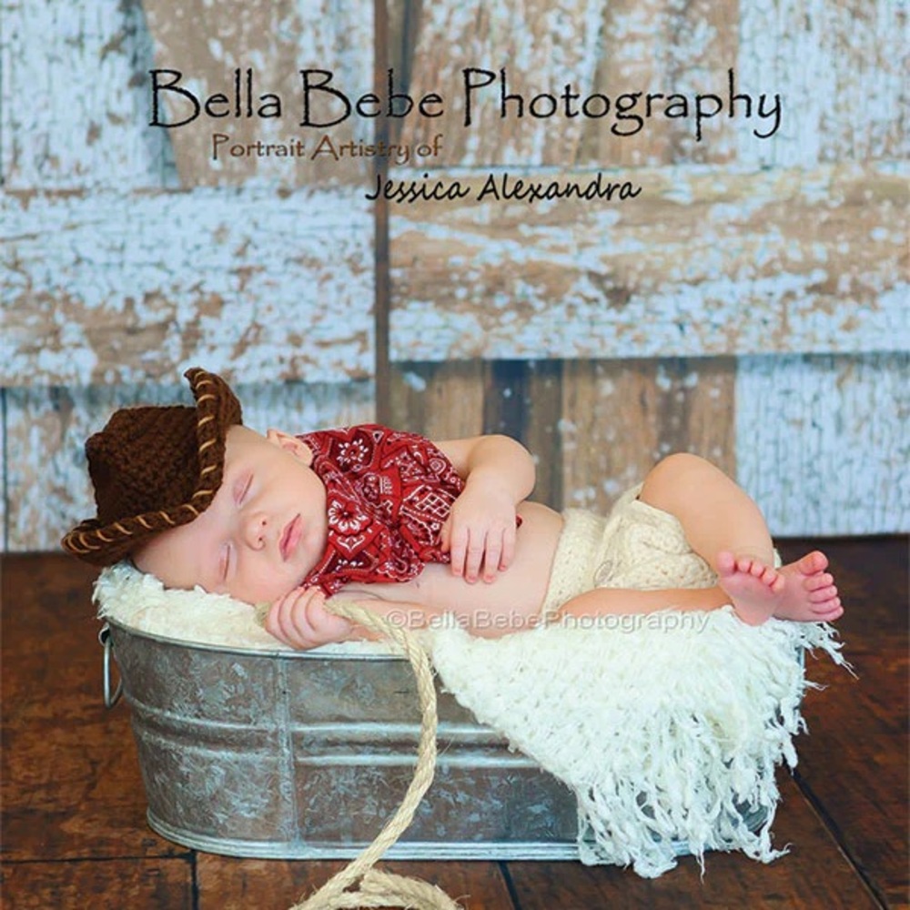 Neglected Rustic Barn Door Photography Backdrop 8x8 - Picture 11 of 11